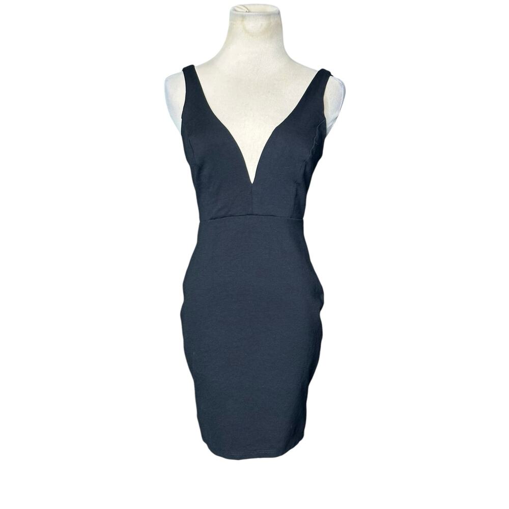 Lulus black deep v neck bodycon mini dress size Small